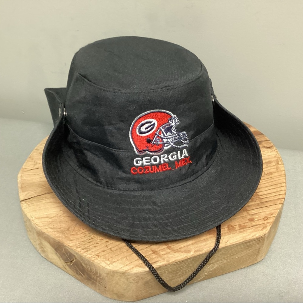 🔴 Georgia Bulldogs - Cozumel Mexico Hat - Very Gently Used - Sharp Looking